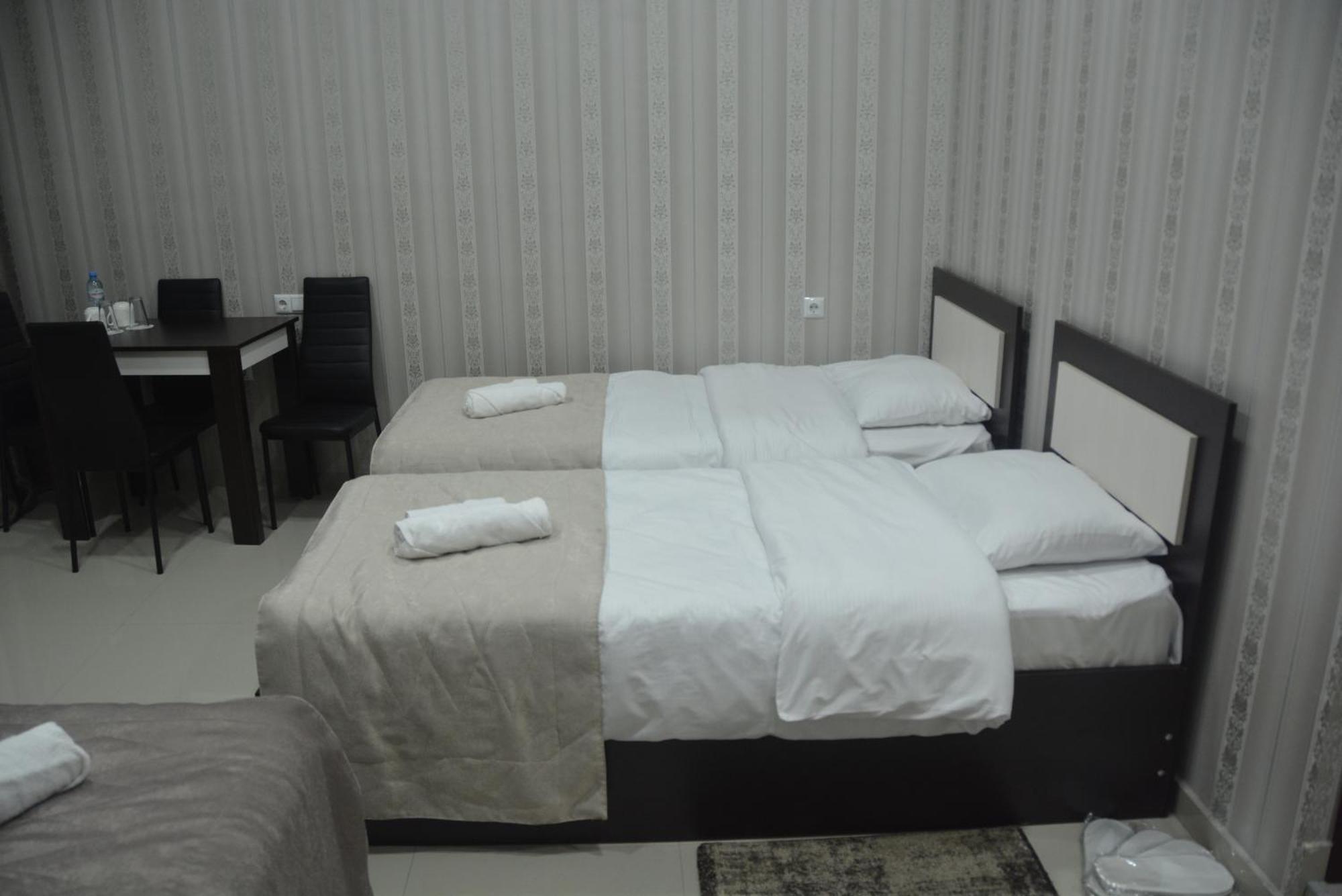 Hotel Brick House Тбілісі Екстер'єр фото