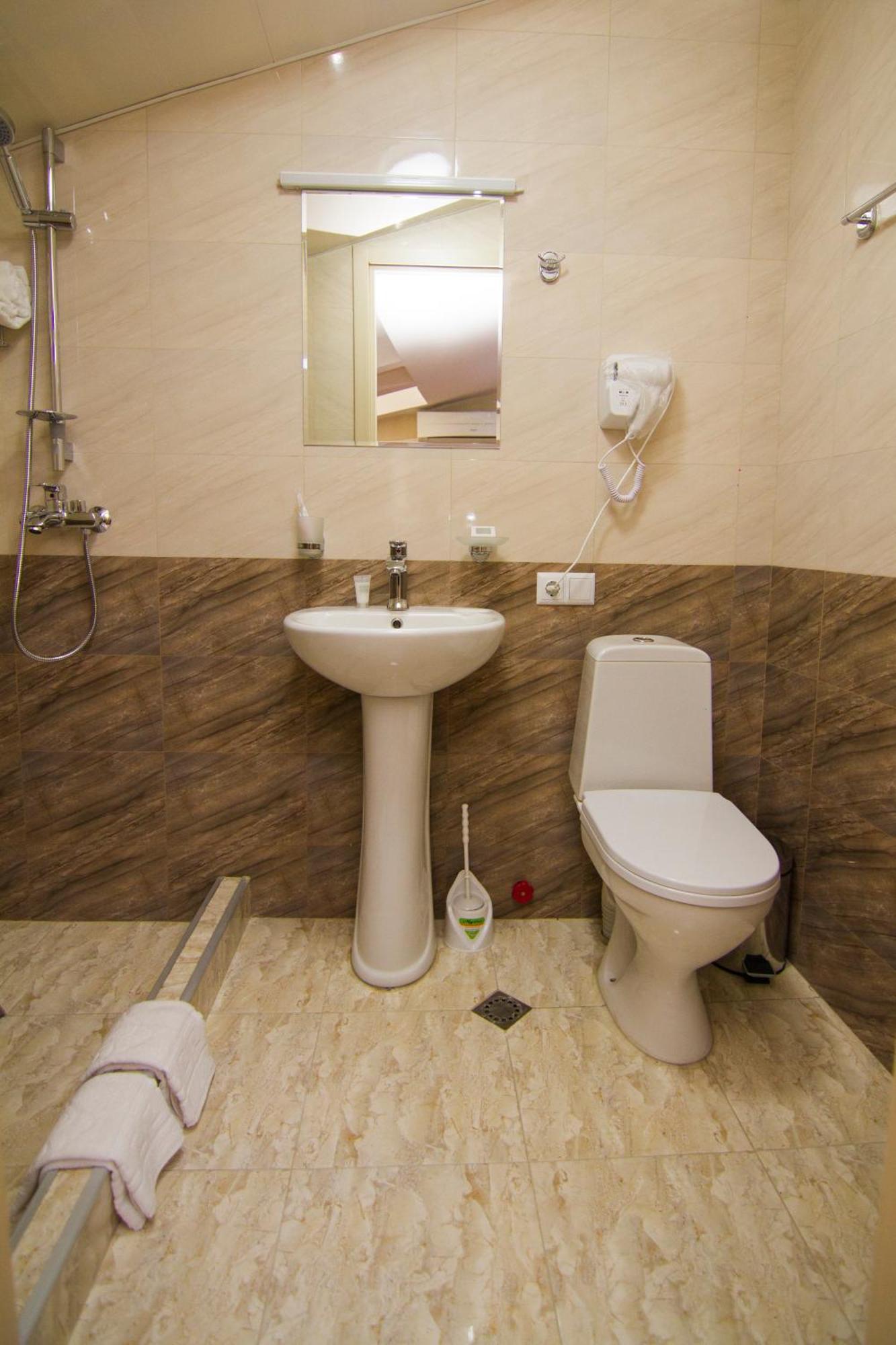 Hotel Brick House Тбілісі Екстер'єр фото